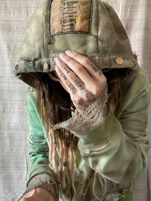 swamp hoodie with fluttering mud sleeves