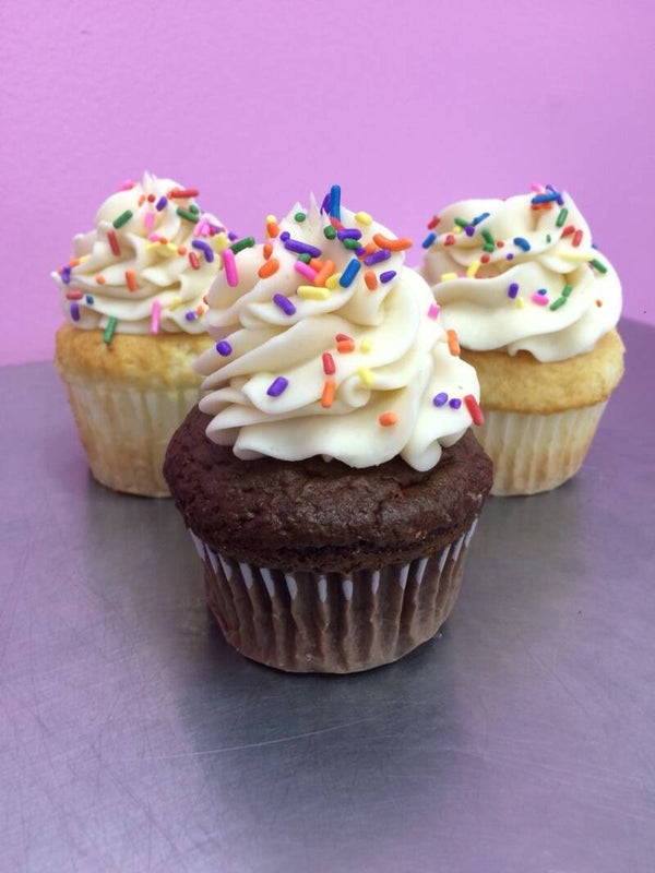 3 cupcake box