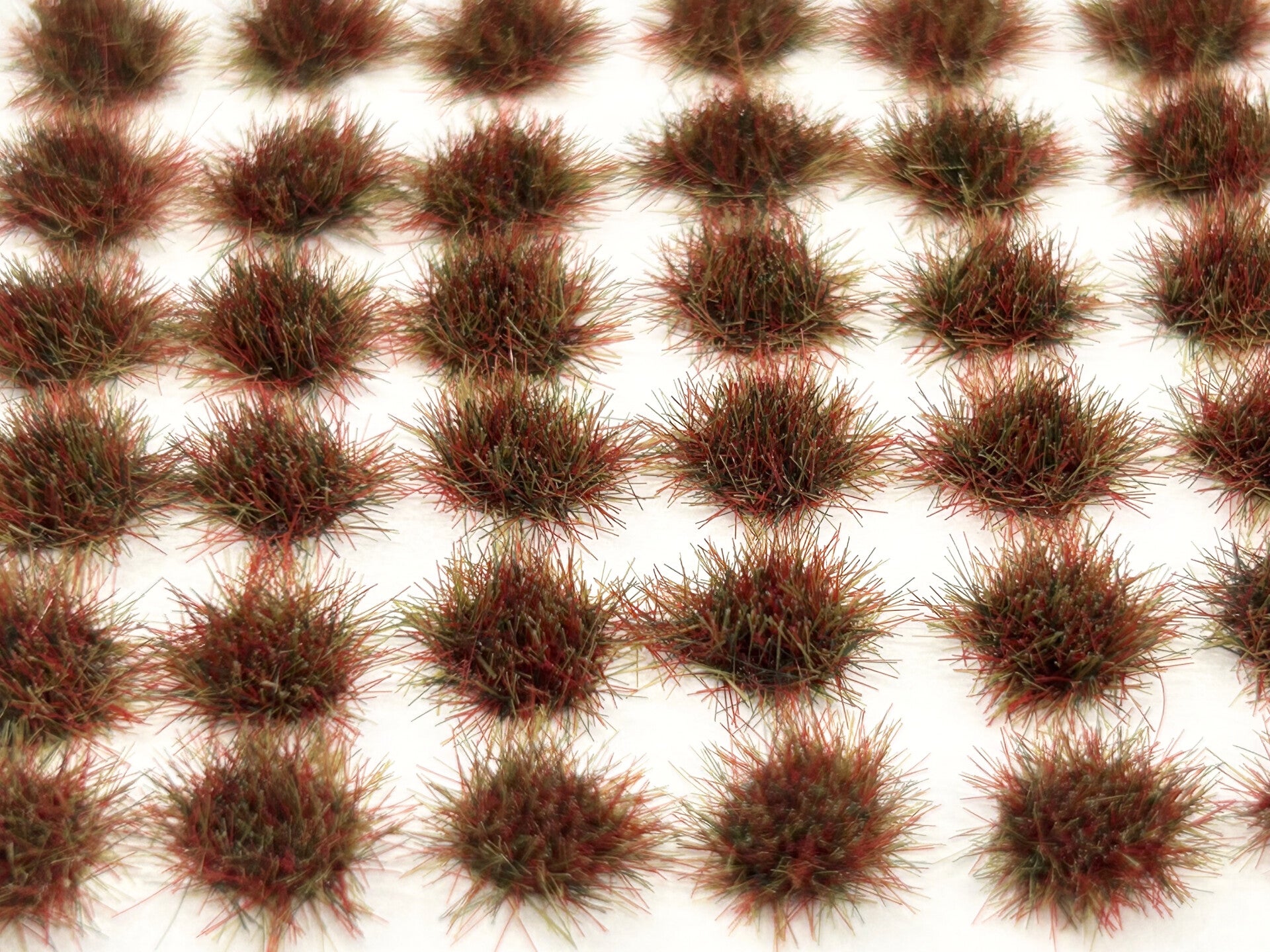 Self Adhesive Grass Tufts - 4mm Dark Marshland (Medium Spread x 48)