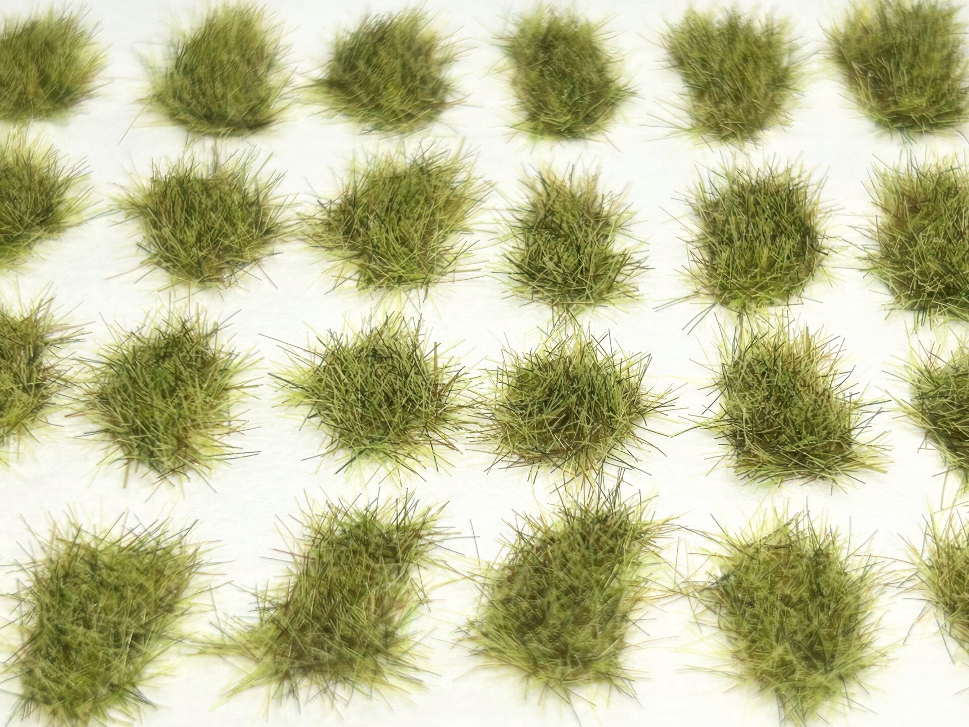 Self Adhesive Grass Tufts - 4mm Wild Meadow (Large Spread x 28)