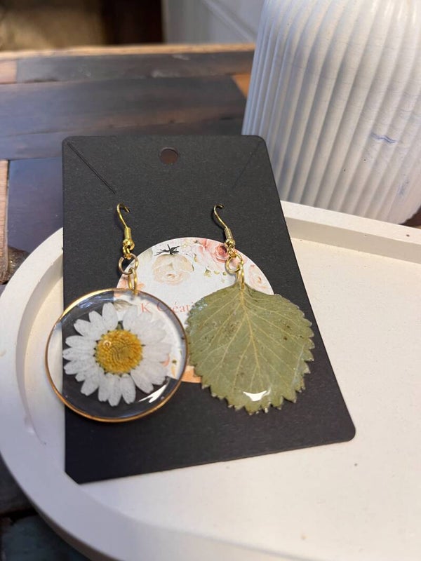 Boucles d'oreilles dépareillées