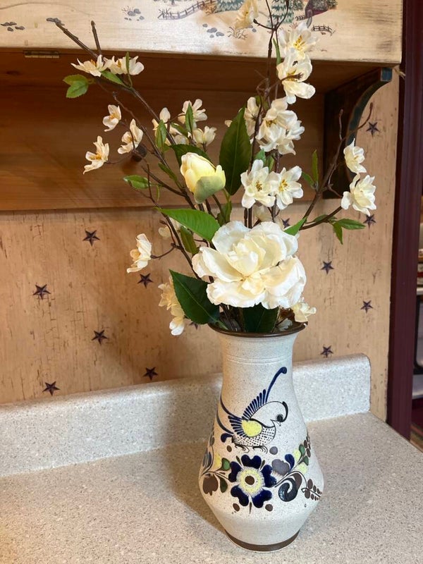 Mexican Cottage Blossom Vase
