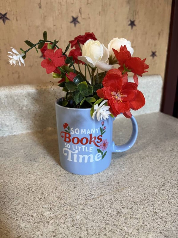 So Many Books Floral Mug