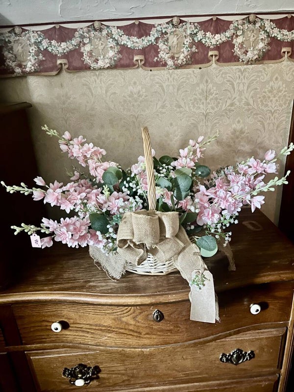 Welcome Basket Blush