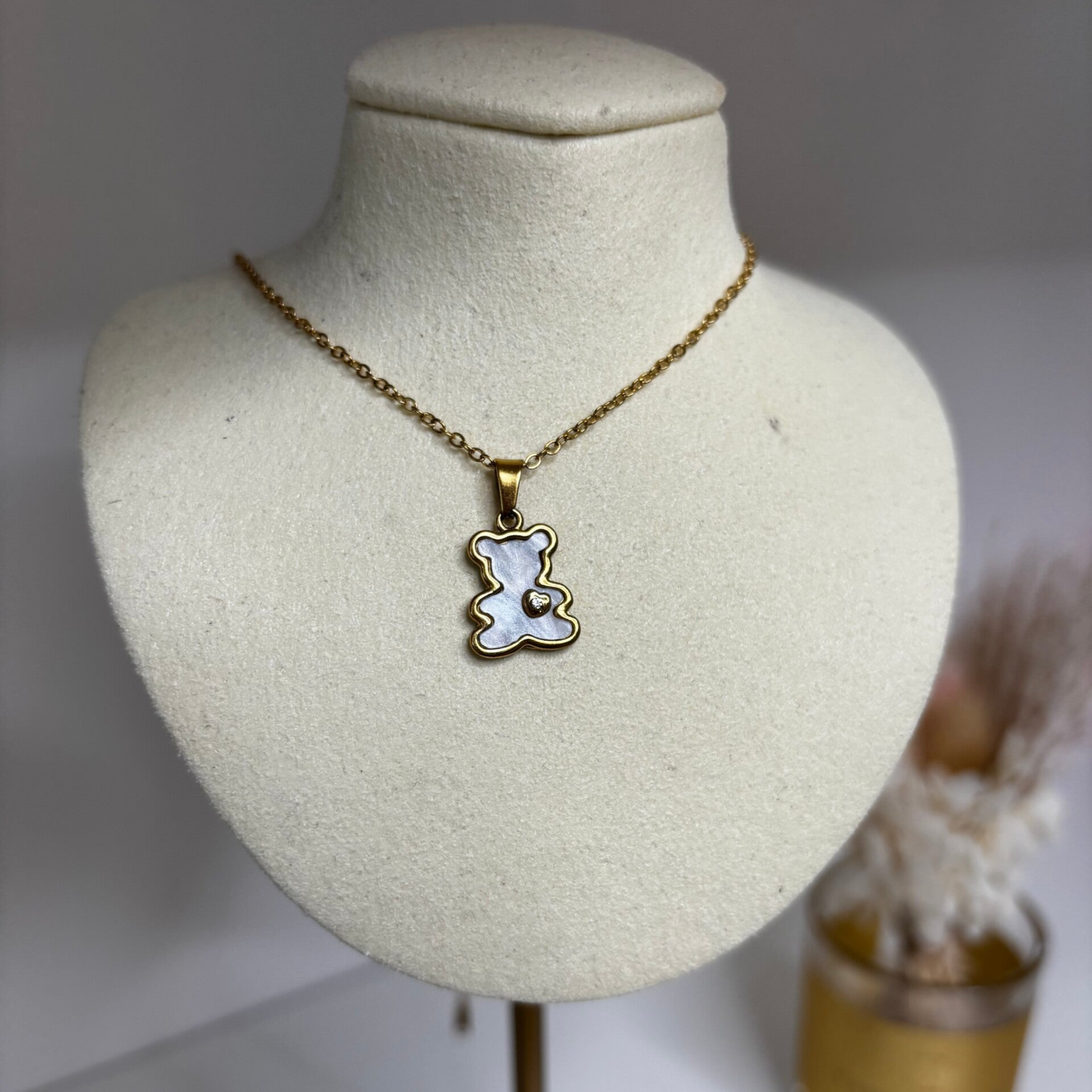 Collier