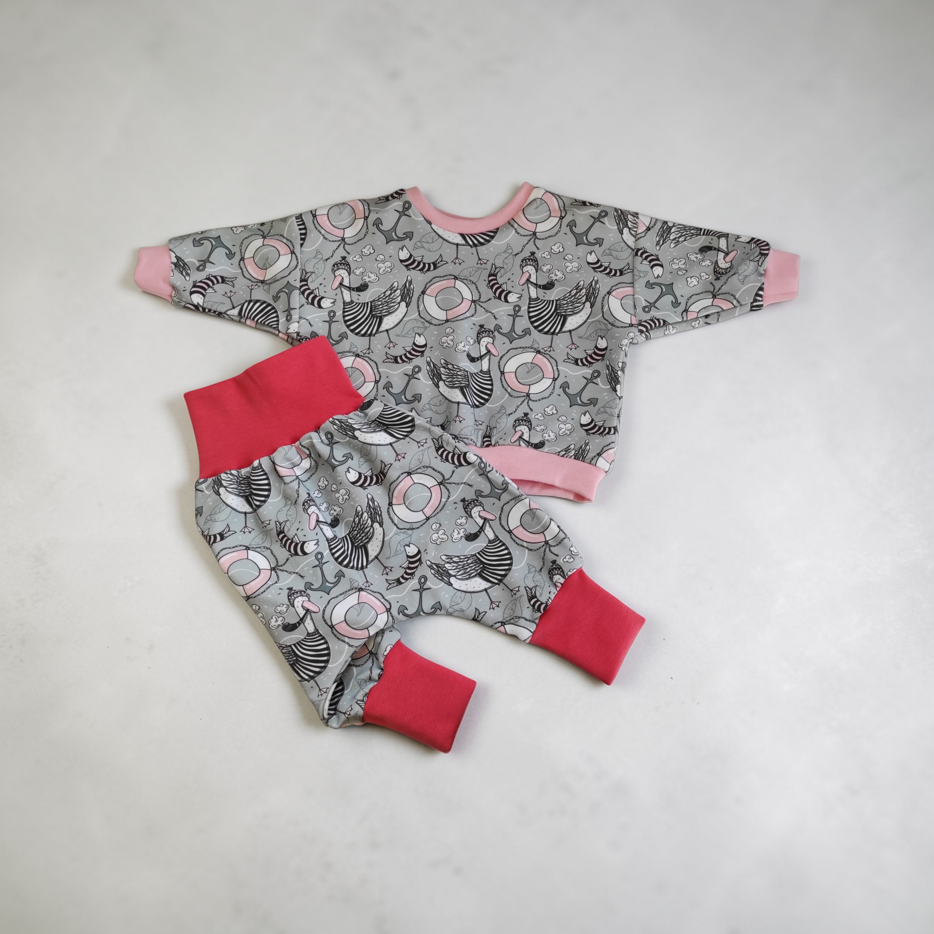 Sets Hose & Pulli aus Jersey / French Terry - Größe 68
