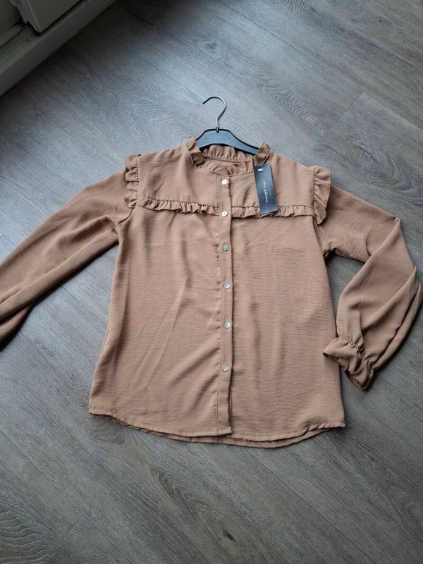 blouse taupe