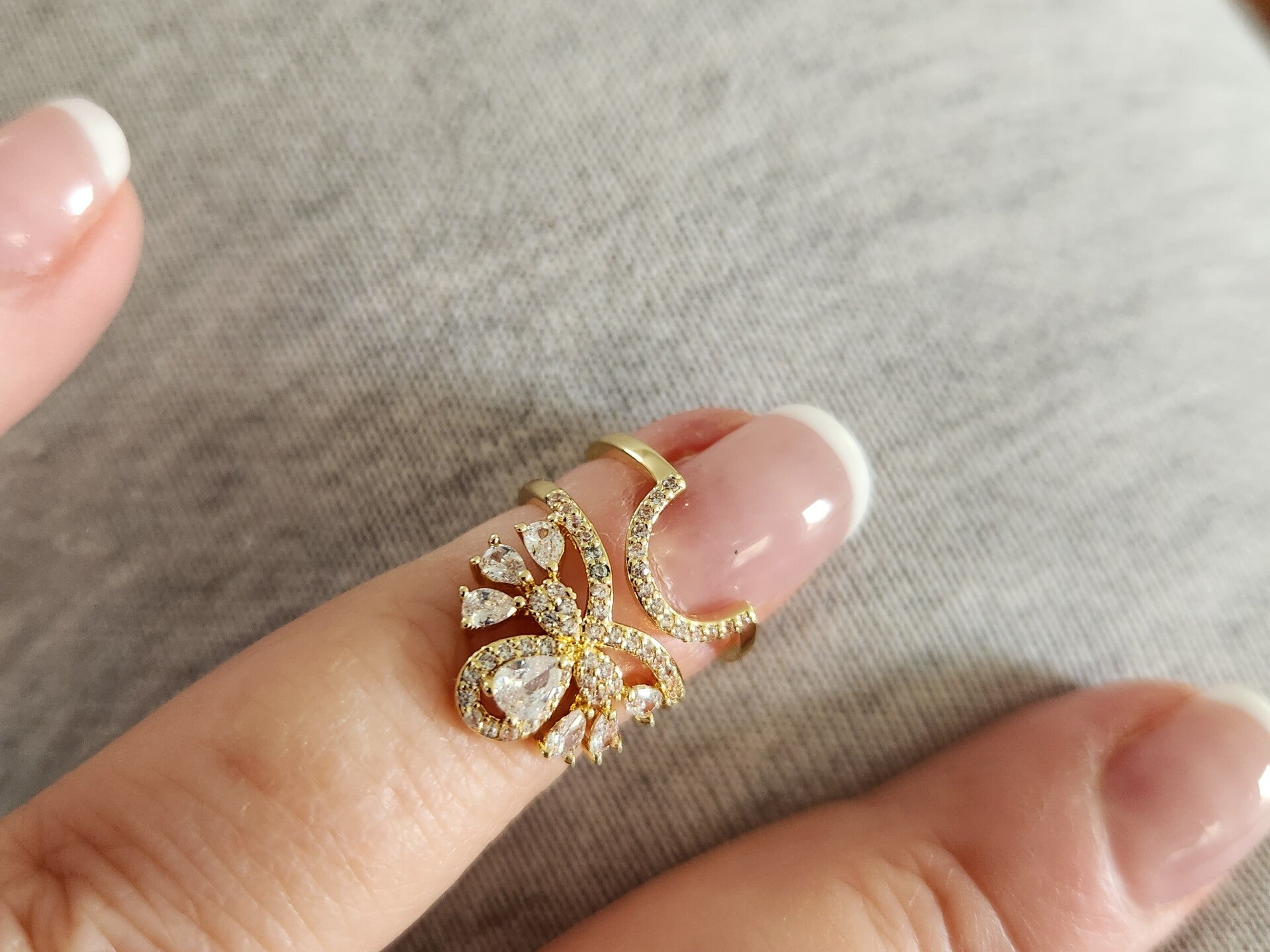 Bague d'ongle ajustable strass zirconium