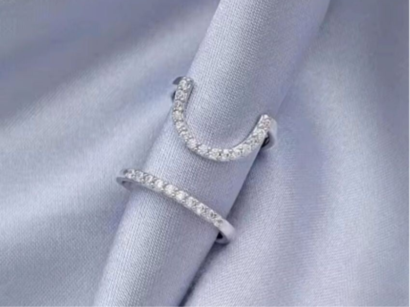 Bague d'ongle ajustable strass zirconium