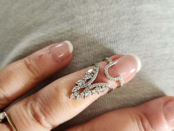 Bague d'ongle ajustable strass zirconium