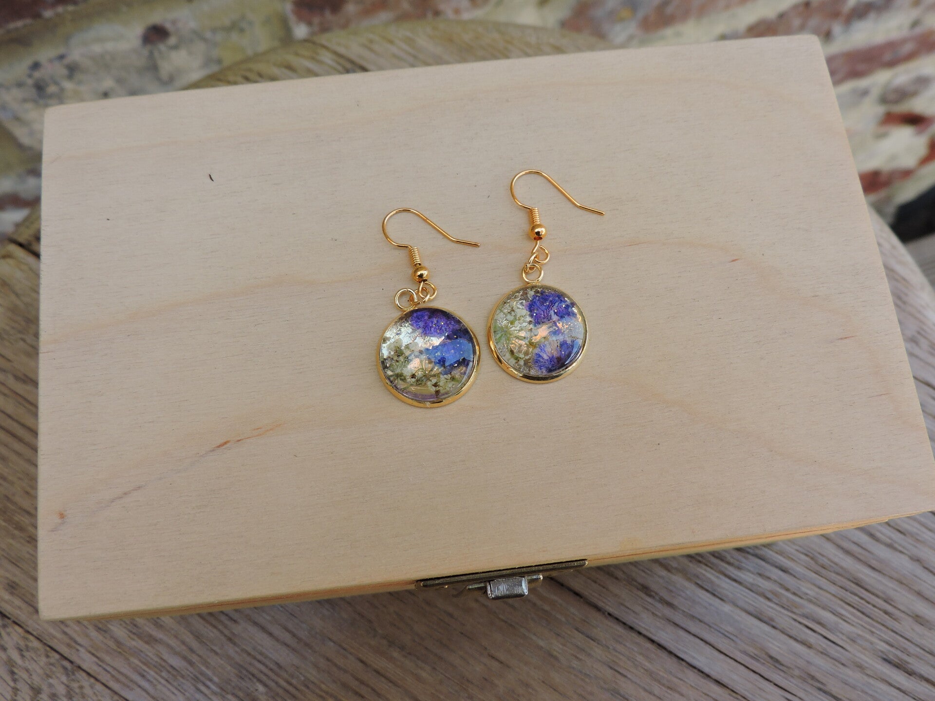 Boucles d'Oreilles Pendantes 1 plateau – Fleurs Séchées & Dôme de Verre