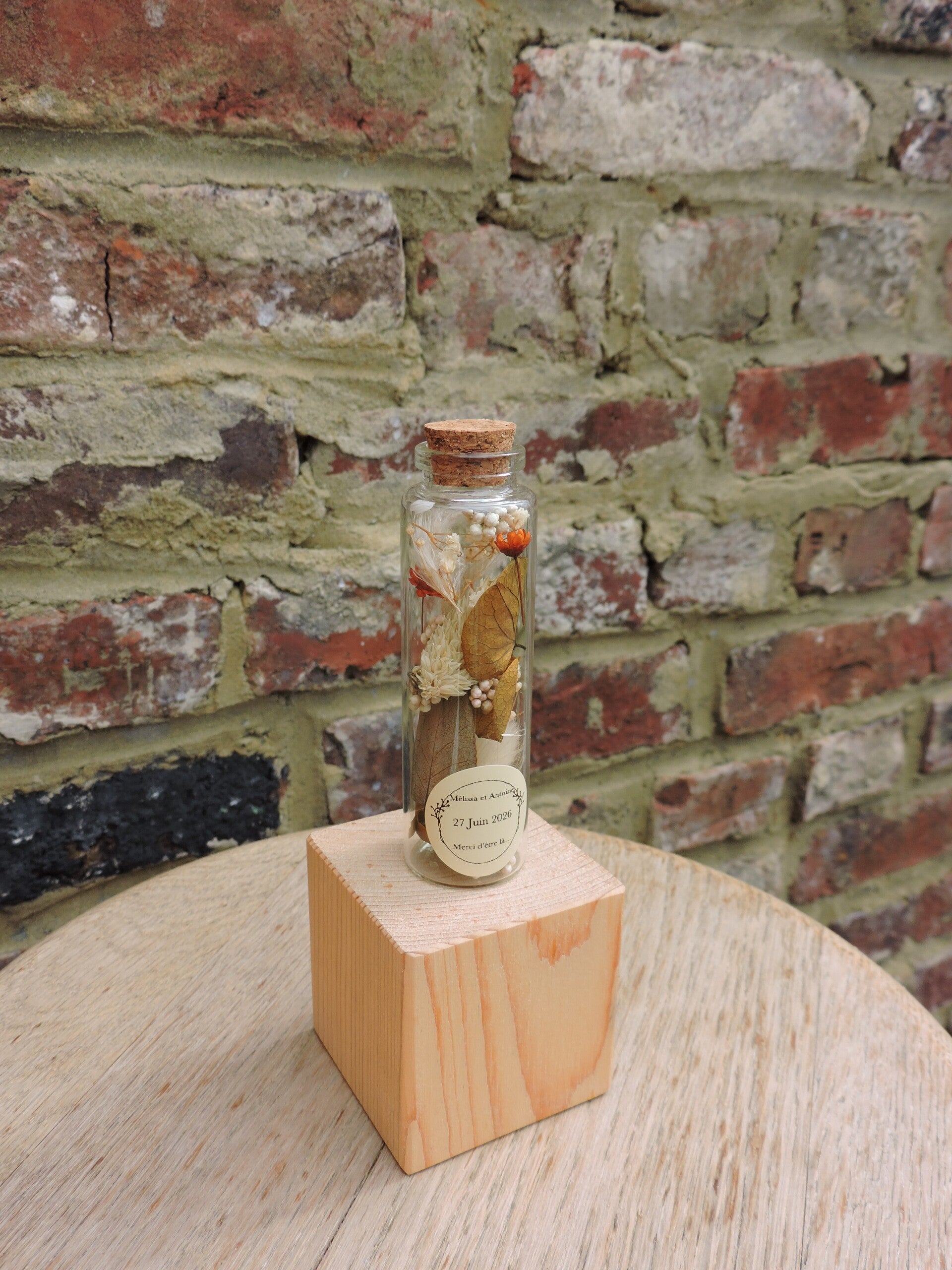 Fiole en verre fleurs séchées – Cadeau invité personnalisé