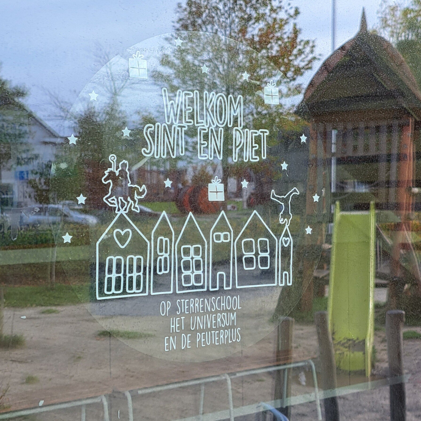 Sinterklaas Raamsticker rond met Naam 🎁✨ | LIEFST.COM