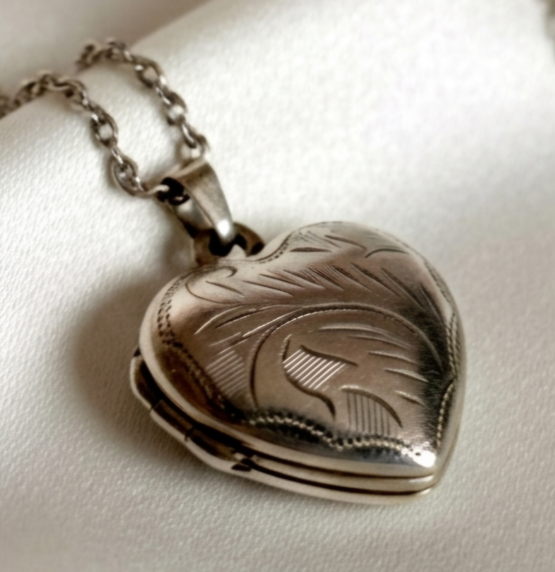 Vintage 925 Silver Locket
