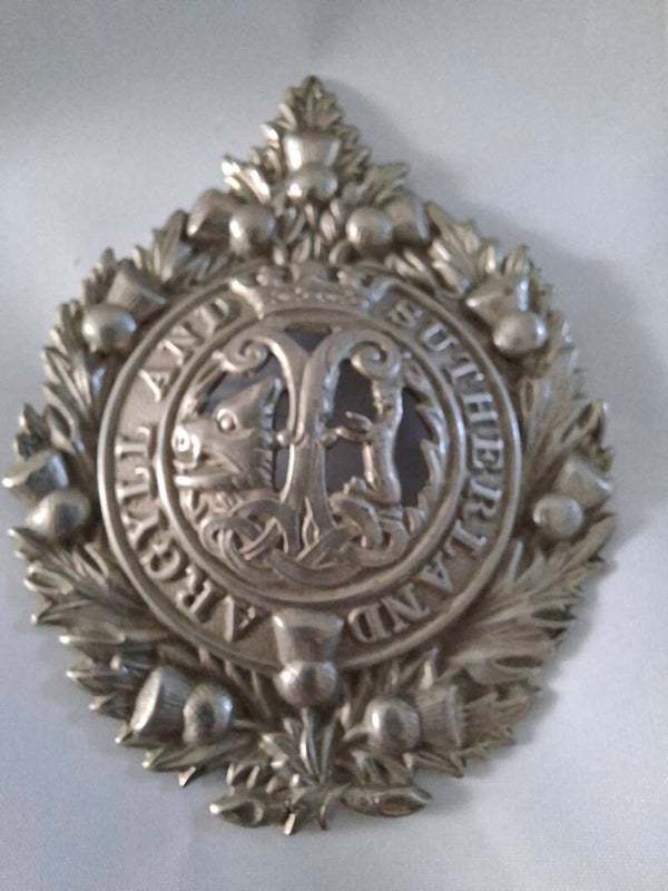 British Army Glengarry cap badge, Argyll & Sutherland