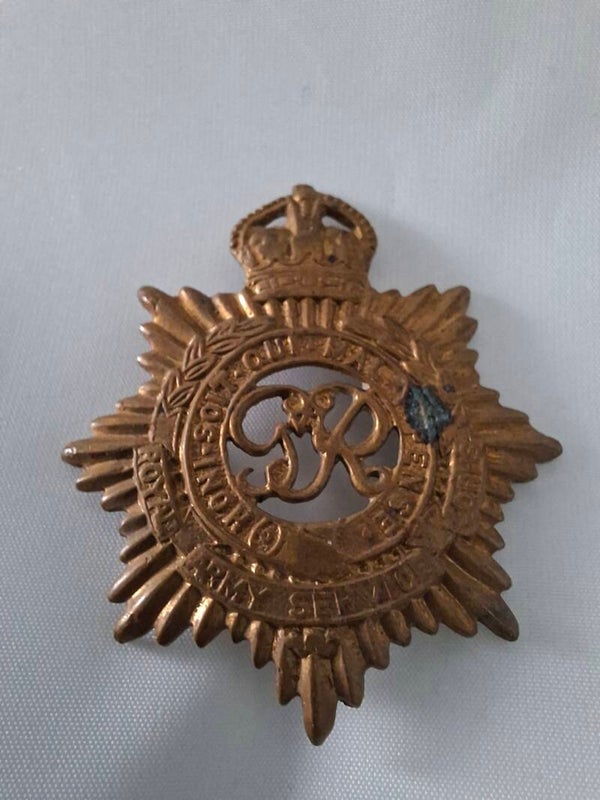 British Army WWII Cap Badge Royal Army Service