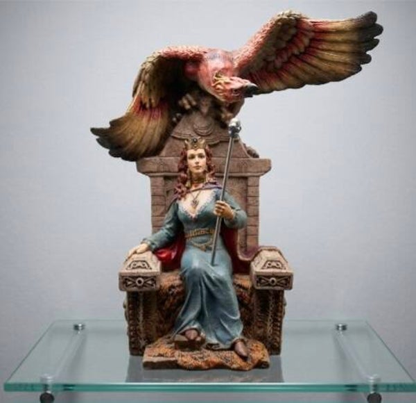 1997 Vintage Medieval Queen