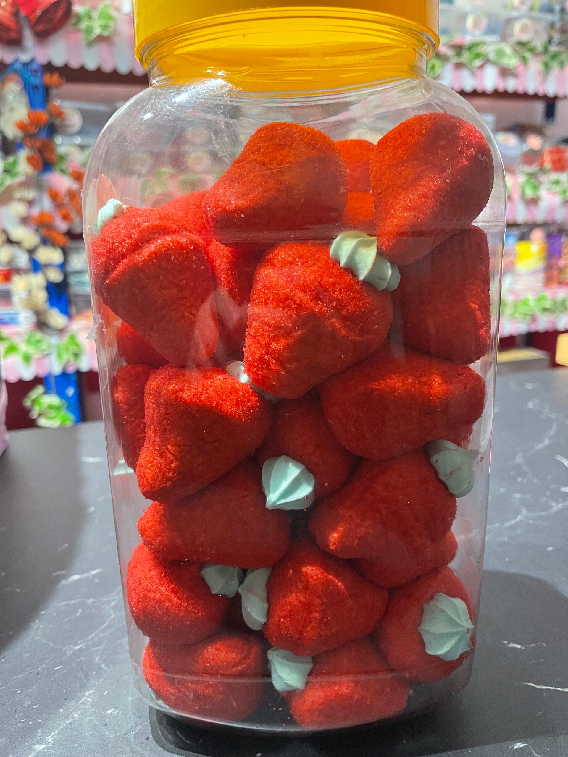 Bocal avec 40 fraises XL guimauve