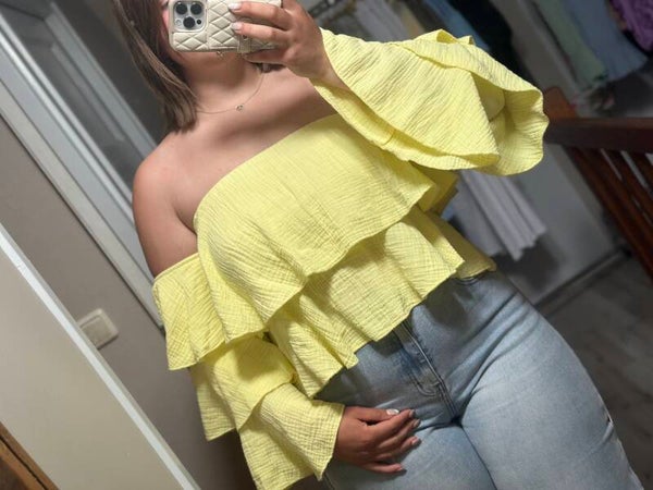 Gele off shoulder top met laagjes mouwen – 100% katoen