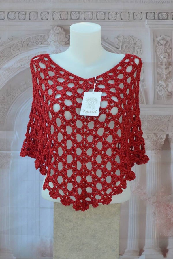 Unieke Handgemaakte Poncho – Gehaakt & Modieus