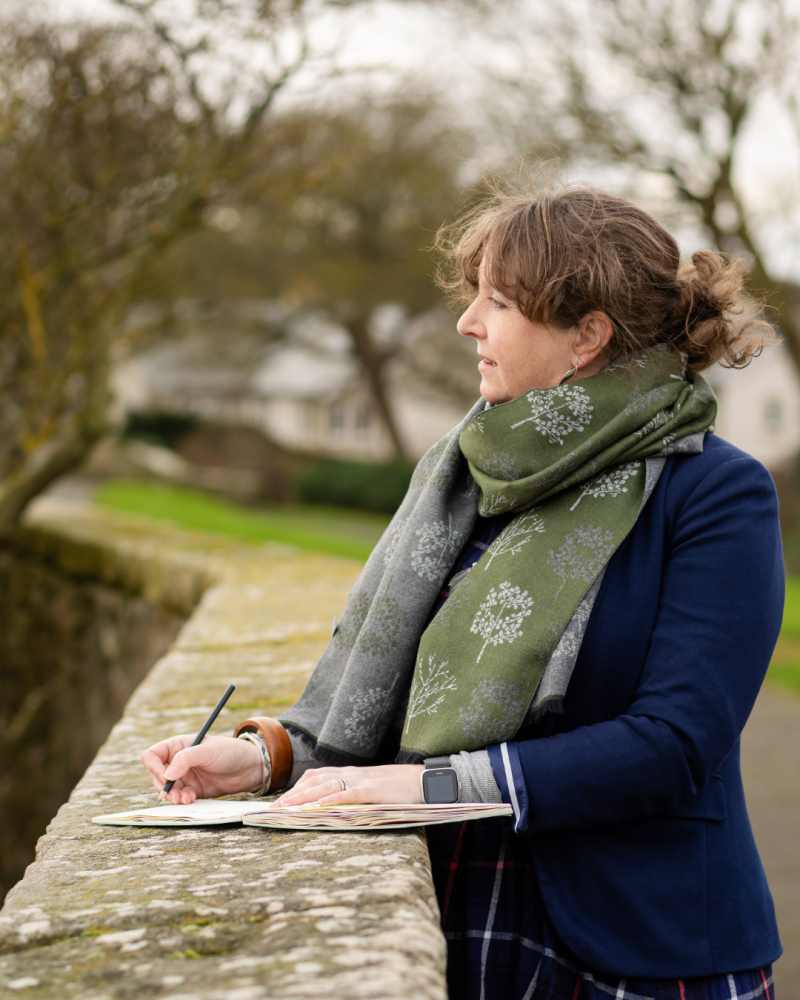 sketching-outdoors-berwick__-ramparts-insta-standard-bsd07y.png