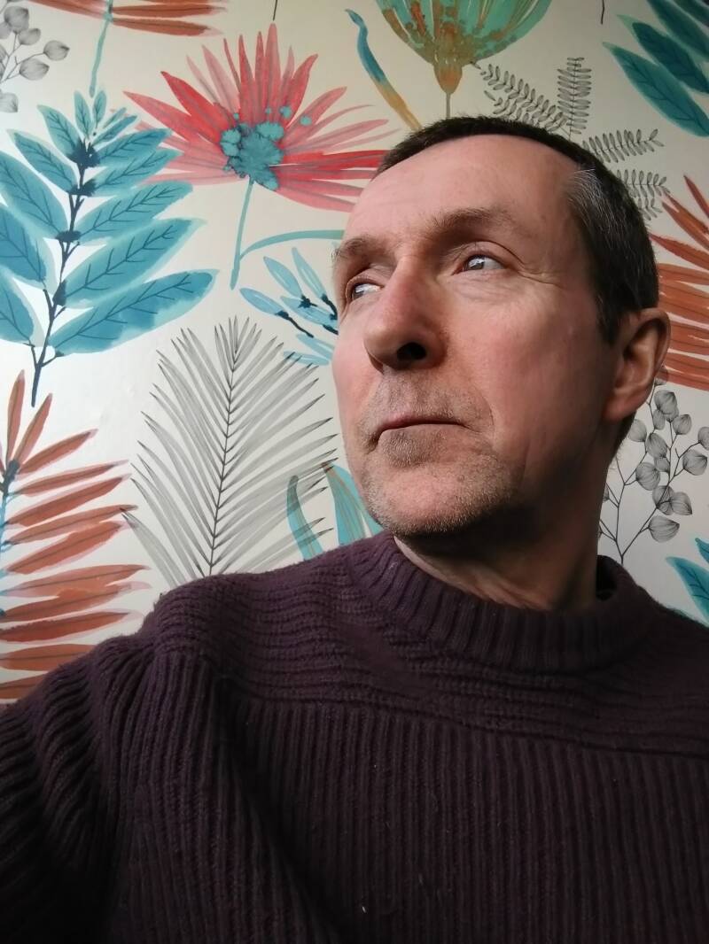 stephen-lennon-2-standard-dsvriv.jpg