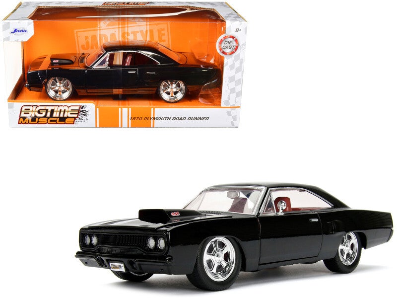 1970 Plymouth Road Runner 440 Black 1:24 Scale Diecast Model 99581