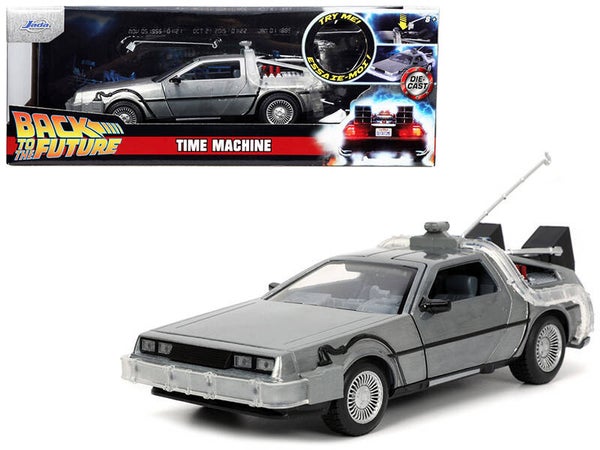 DeLorean Time Machine W/Lights Back To The Future 1/24 Scale Diecast Model 32911