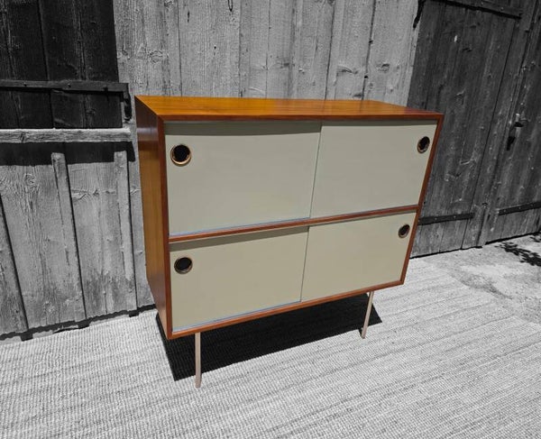 Kurt Thut   Sideboard "Schiebetürkorpus 943"