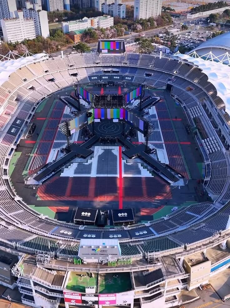 BTS Tour Arirang Escenario 360