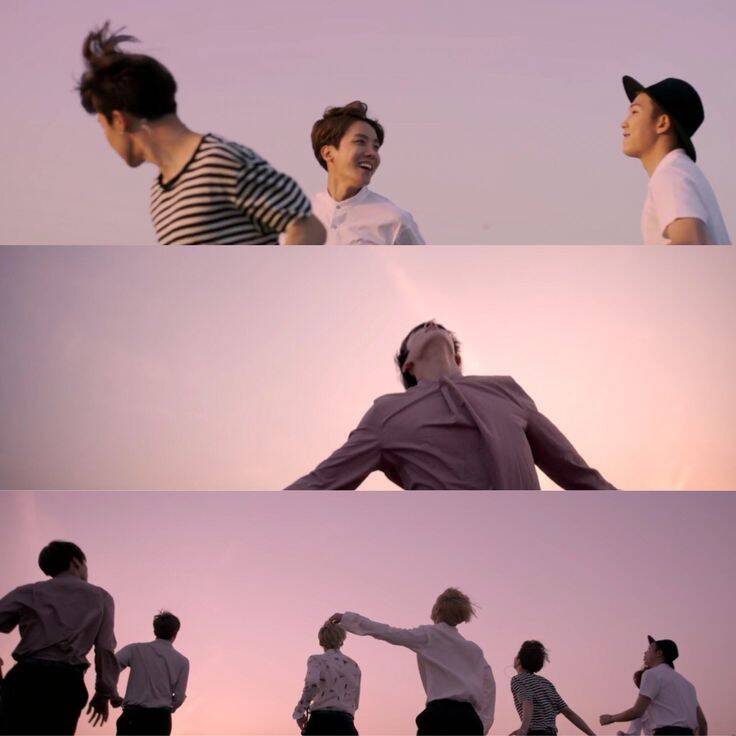 Un fragmento del video original “Epilogue: Young Forever” donde se ve parte del grupo corriendo hacia el horizonte. Perfecto para una portada emocional y evocadora.