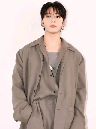 Jungkook en la semana de moda Calvin Klein