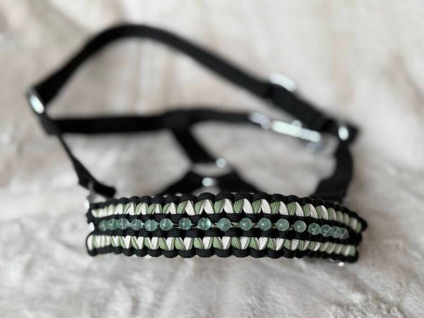 Halster ‘Happy’ met edelstenen neusriem - maat Shet