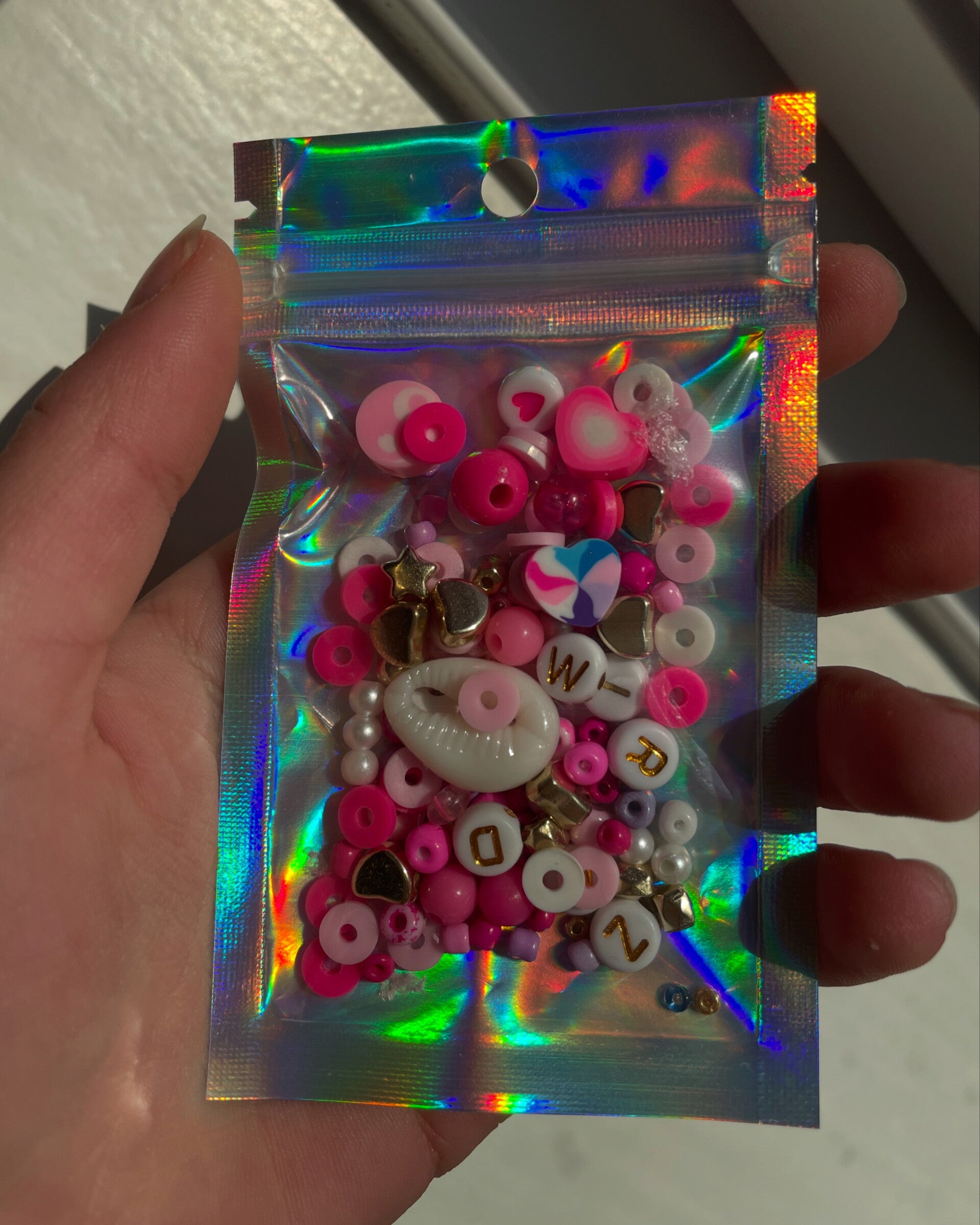 Kralenconfetti roze en blauw