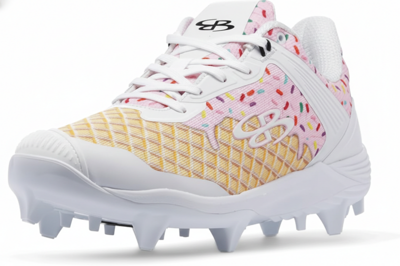 Women’s and youth softball cleats for traction and performance