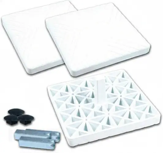 CHAMPRO Pro Style Molded Rubber Base Set of three with solid rubber construction delivering professional appearance and shape retention for recreational and practice field programs.
