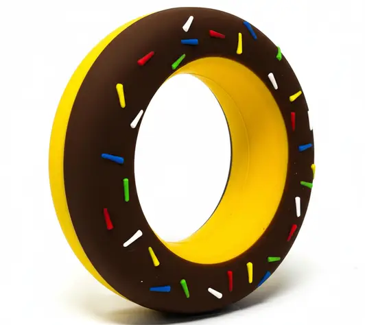 The Batting Donut Oppo Choco 9oz in lighter donut design maintaining swing path integrity through warm-up for youth players and contact hitters who prioritize mechanics over maximum contrast.