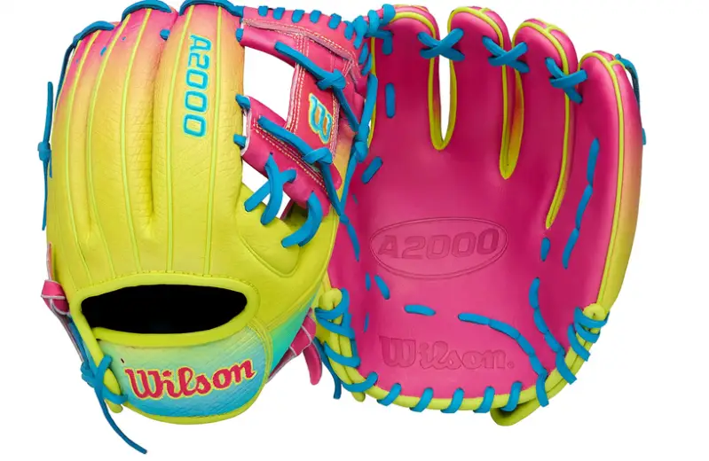 Wilson Fall 2025 A2000 Baseball Glove displayed showing its Pro Stock leather and Dual Welting outfield pattern construction.