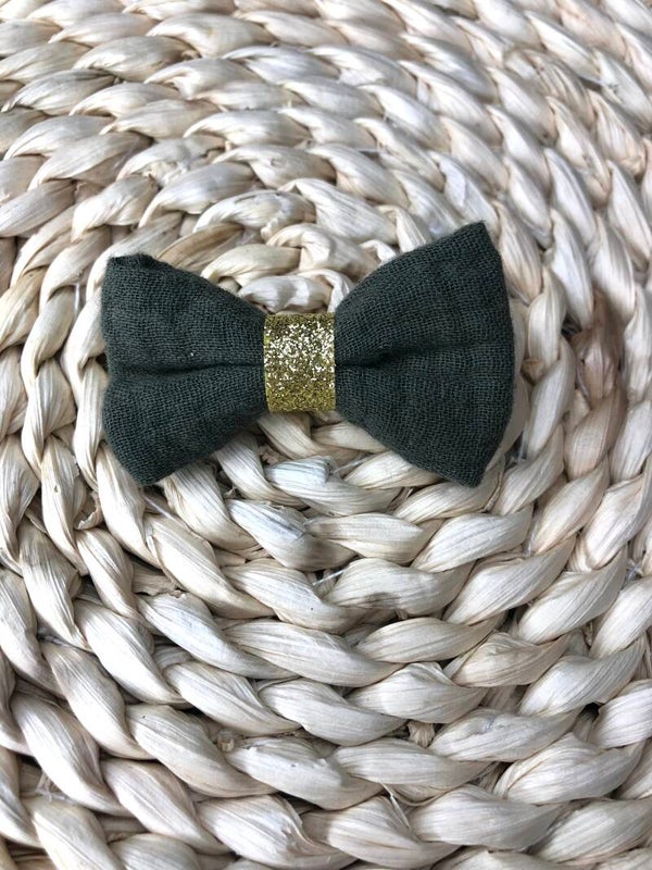 Barrette en tissu kaki