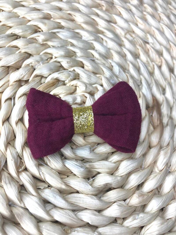 Barrette en tissu prune