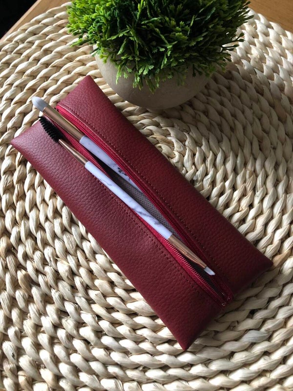 Trousse simili cuir bordeaux