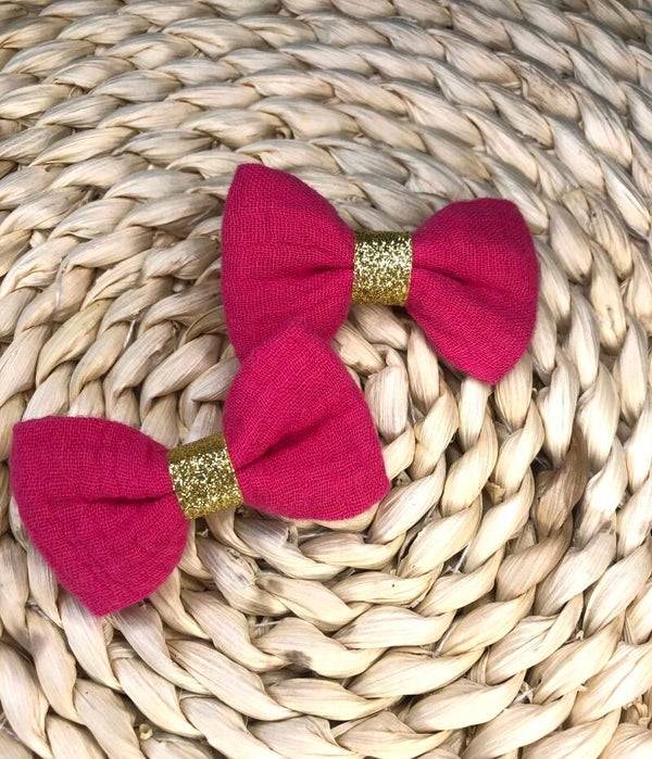 Barrette en tissu fushia