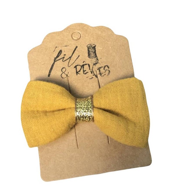 Barette en tissu moutarde