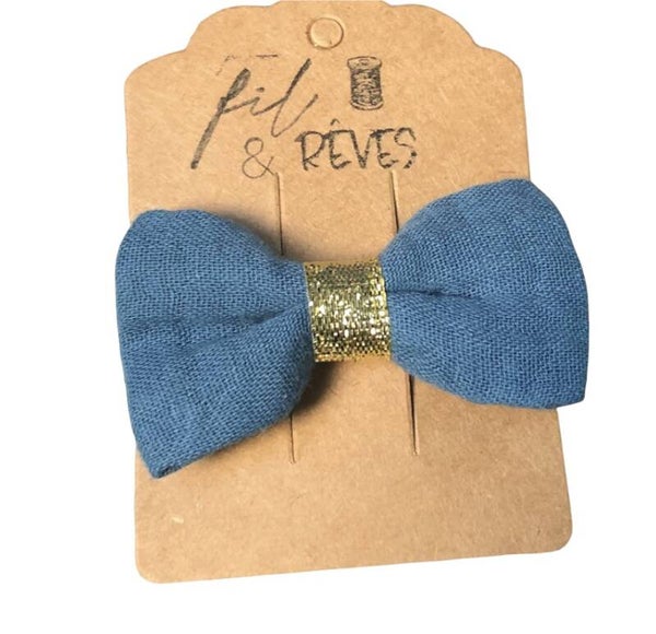 Barette en tissu bleu