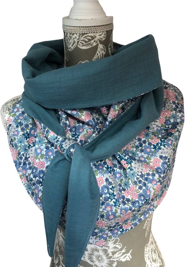 Chèche femme en coton imprimé fleuri / bleu