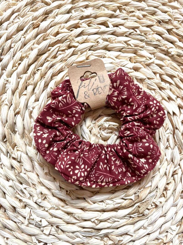 Chouchou fleuri bordeaux