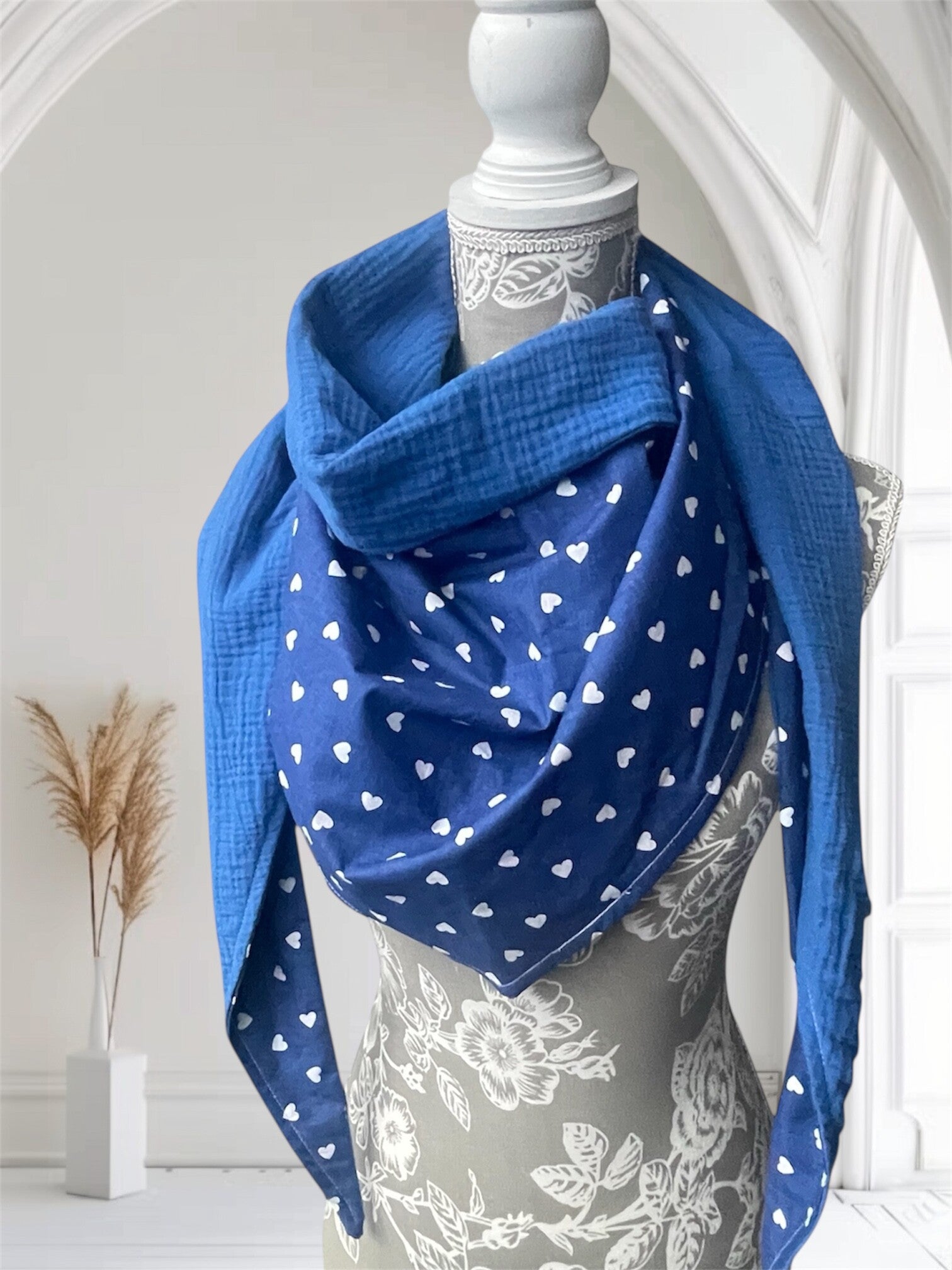 Chèche femme en coton coeurs double gaze bleu roi