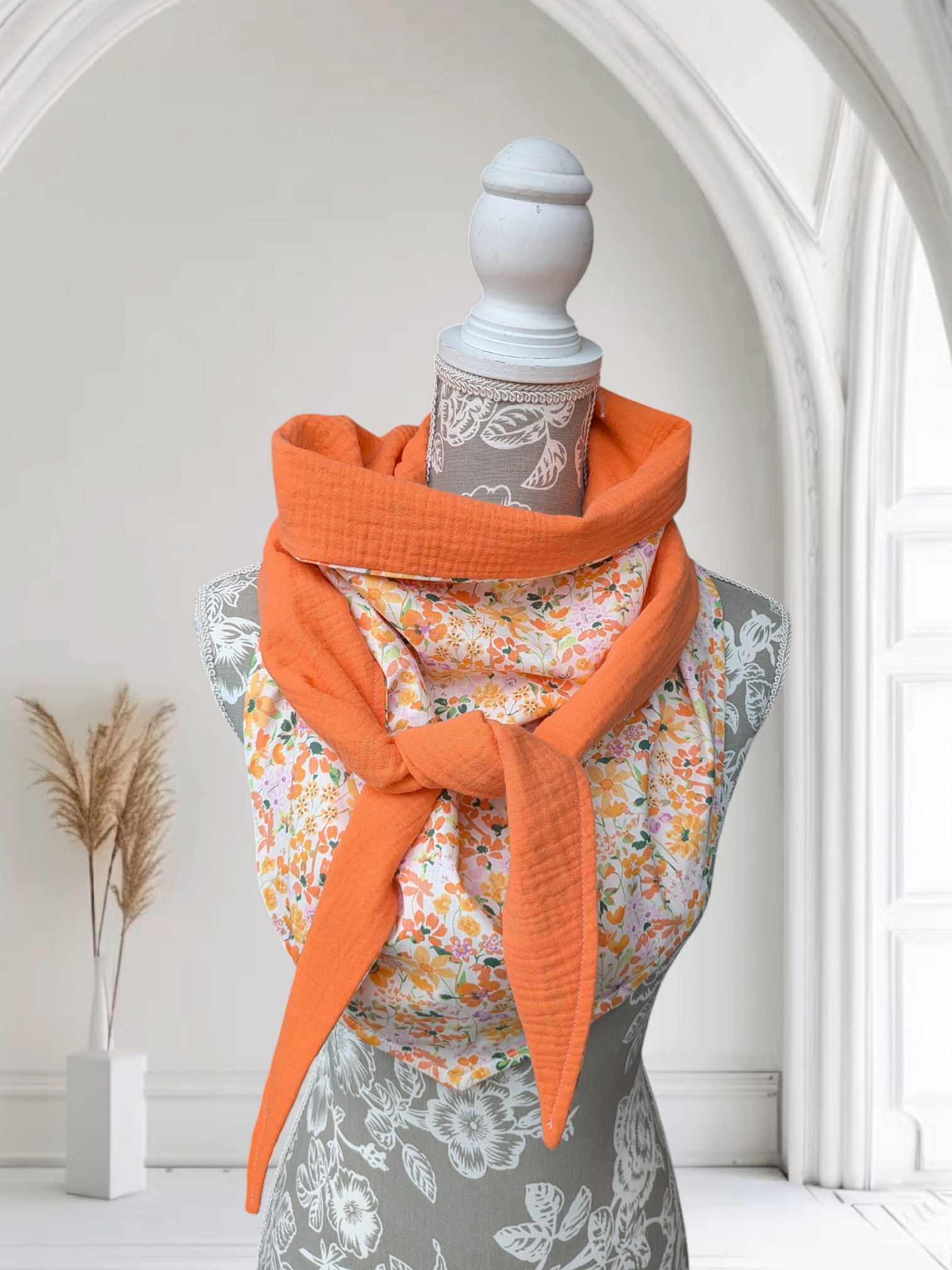 Chèche femme en coton fleuri doublure brodée orange fluo