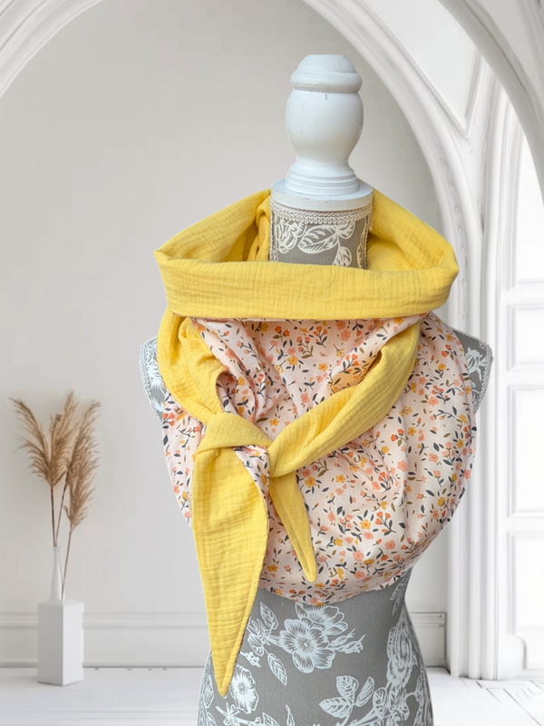 Chèche femme en coton fleuri jaune champêtre rose clair doublure jaune (réservé Mary)