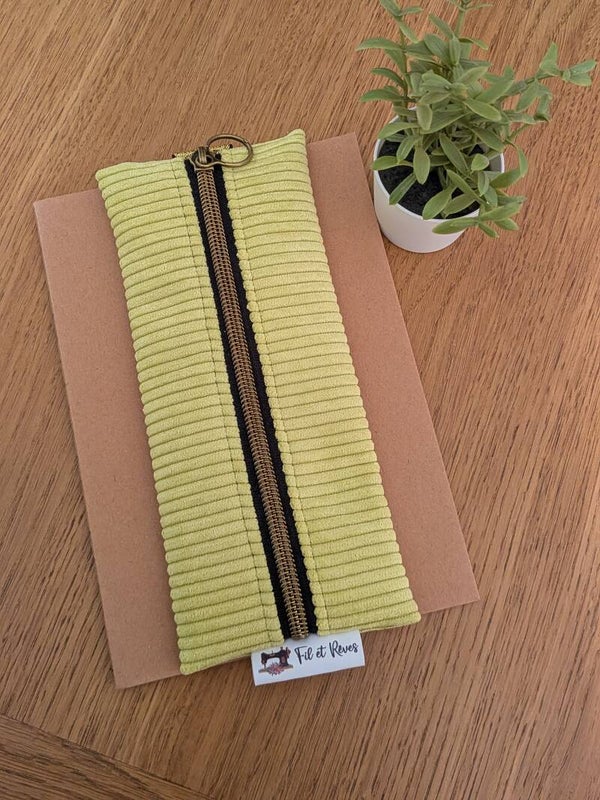 Trousse velours à élastique vert pomme
